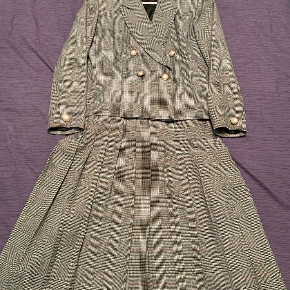 Vintage Sweetbriar Plaid Long Sleeve Jacket & Skirt 2 pcs